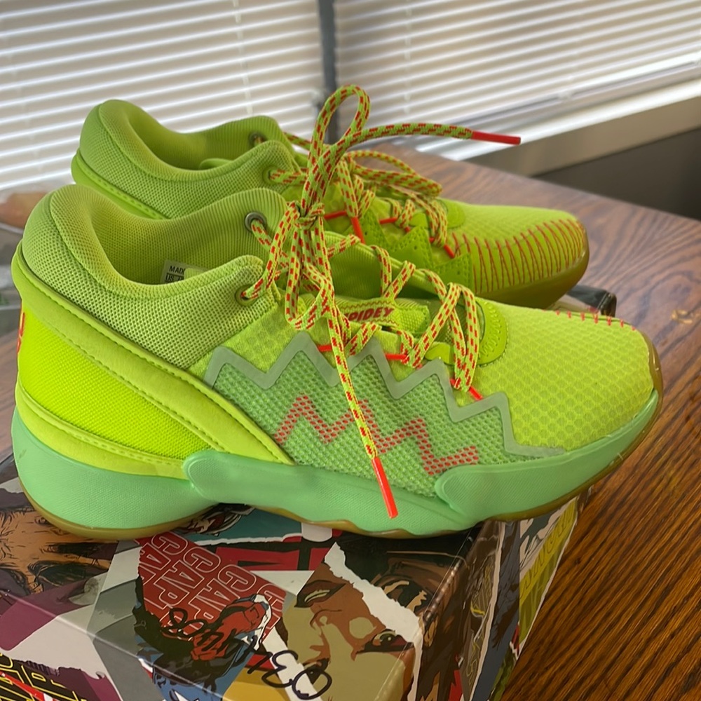 Adidas D.O.N issue 2 C Basketball shoes